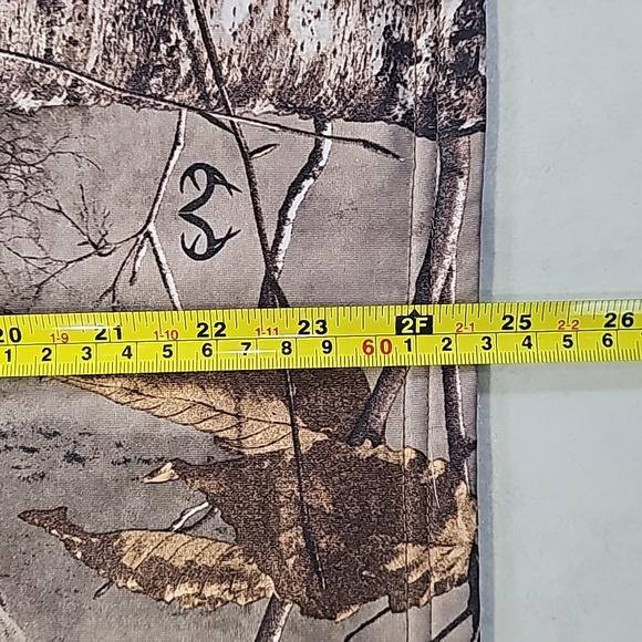 Real Tree Camo Hot Pink Pullover - Picture 7 of 8